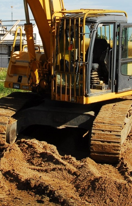 A votre service pour travaux paysagers, terrassement et clôture