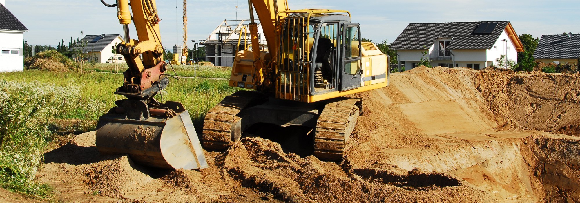 A votre service pour travaux paysagers, terrassement et clôture